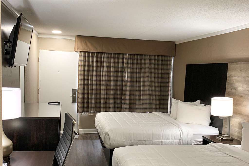 Quality Inn & Suites Полис Айлънд Стая снимка